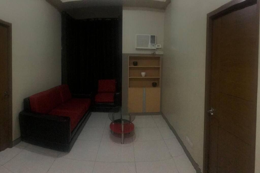 Lovely 2 Bed Room Condo Infront Of Naia Terminal 3 Manila Eksteriør bilde